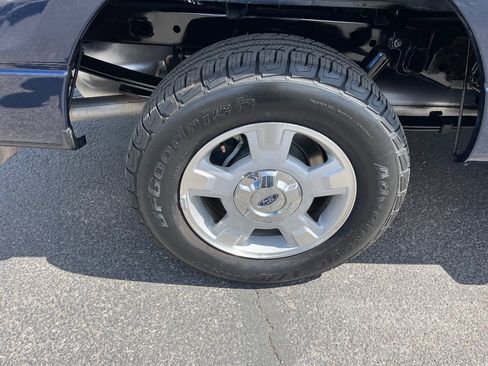 Used 2013 Ford F150 XLT w/ Mid Equipment Group RWD image 41