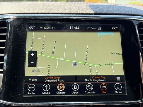 Used 2019 Jeep Grand Cherokee Overland AWD/4WD image 17