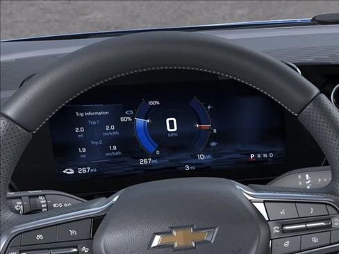 New 2026 Chevrolet Equinox EV LT image 18