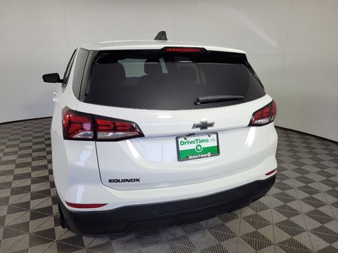 Used 2023 Chevrolet Equinox LS w/ LS Convenience Package FWD image 6