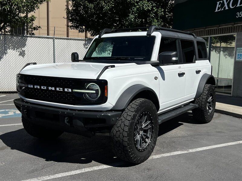 Used 2022 Ford Bronco Wildtrak AWD/4WD image 3