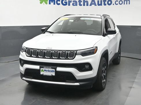 Used 2025 Jeep Compass Limited AWD/4WD image 21