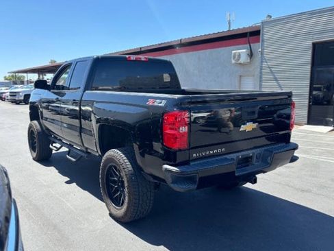 Used 2017 Chevrolet Silverado 1500 LT w/ All Star Edition AWD/4WD image 5