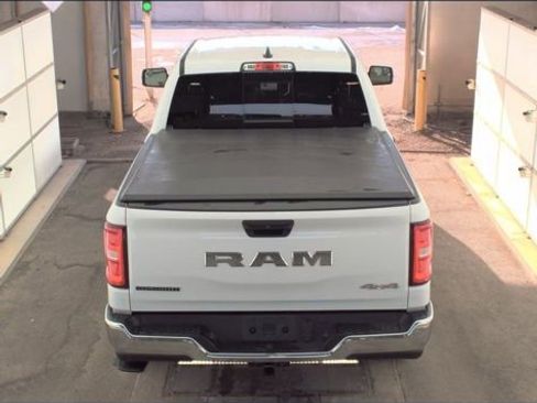 Used 2025 RAM 1500 Big Horn AWD/4WD image 5