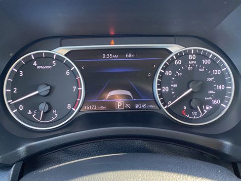 Used 2024 Nissan Sentra SV image 15