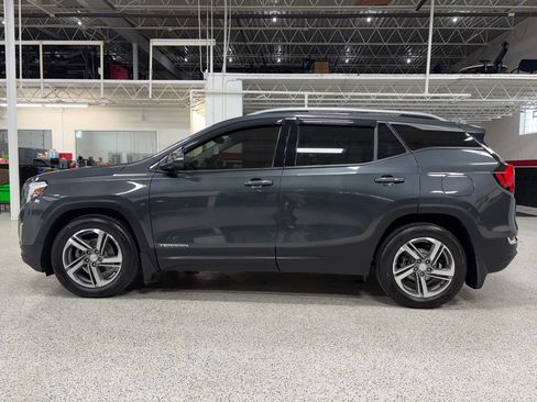 Used 2018 GMC Terrain SLT image 9