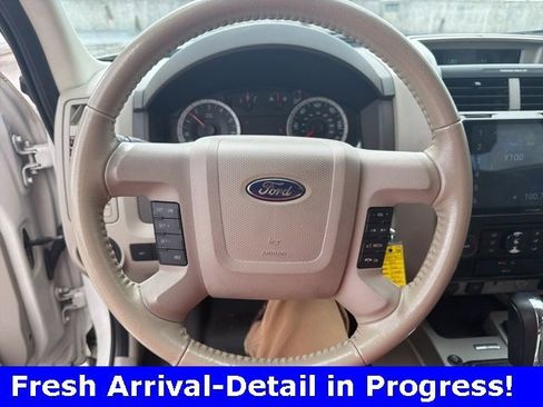 Used 2011 Ford Escape 2WD Hybrid image 5