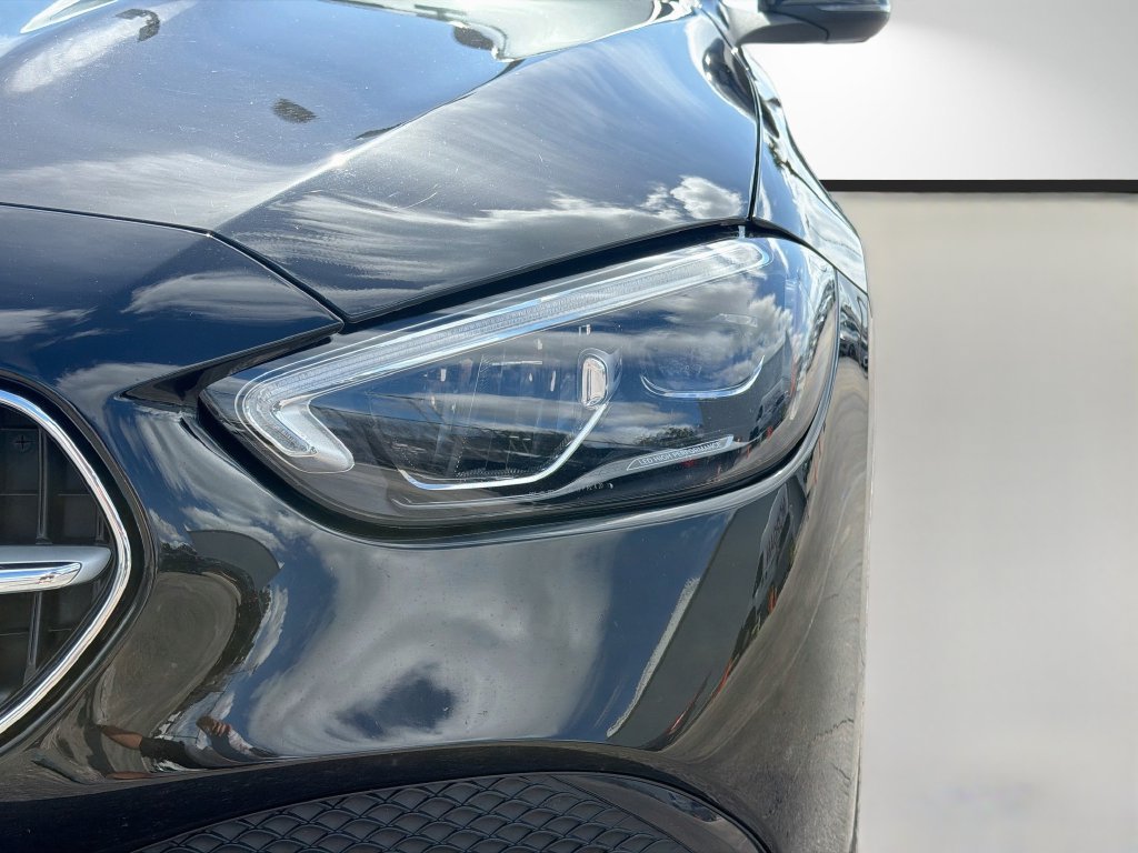 Used 2022 Mercedes-Benz C 300 Sedan image 9