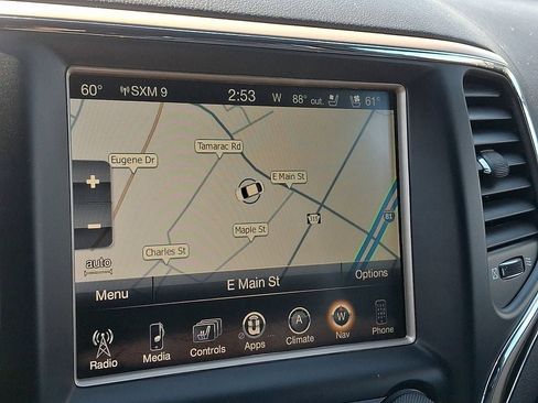 Used 2016 Jeep Grand Cherokee Overland AWD/4WD image 17