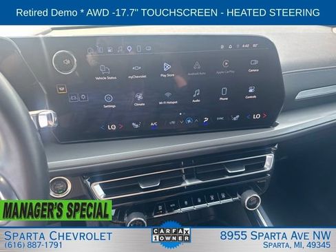 Used 2025 Chevrolet Traverse LT AWD/4WD image 21