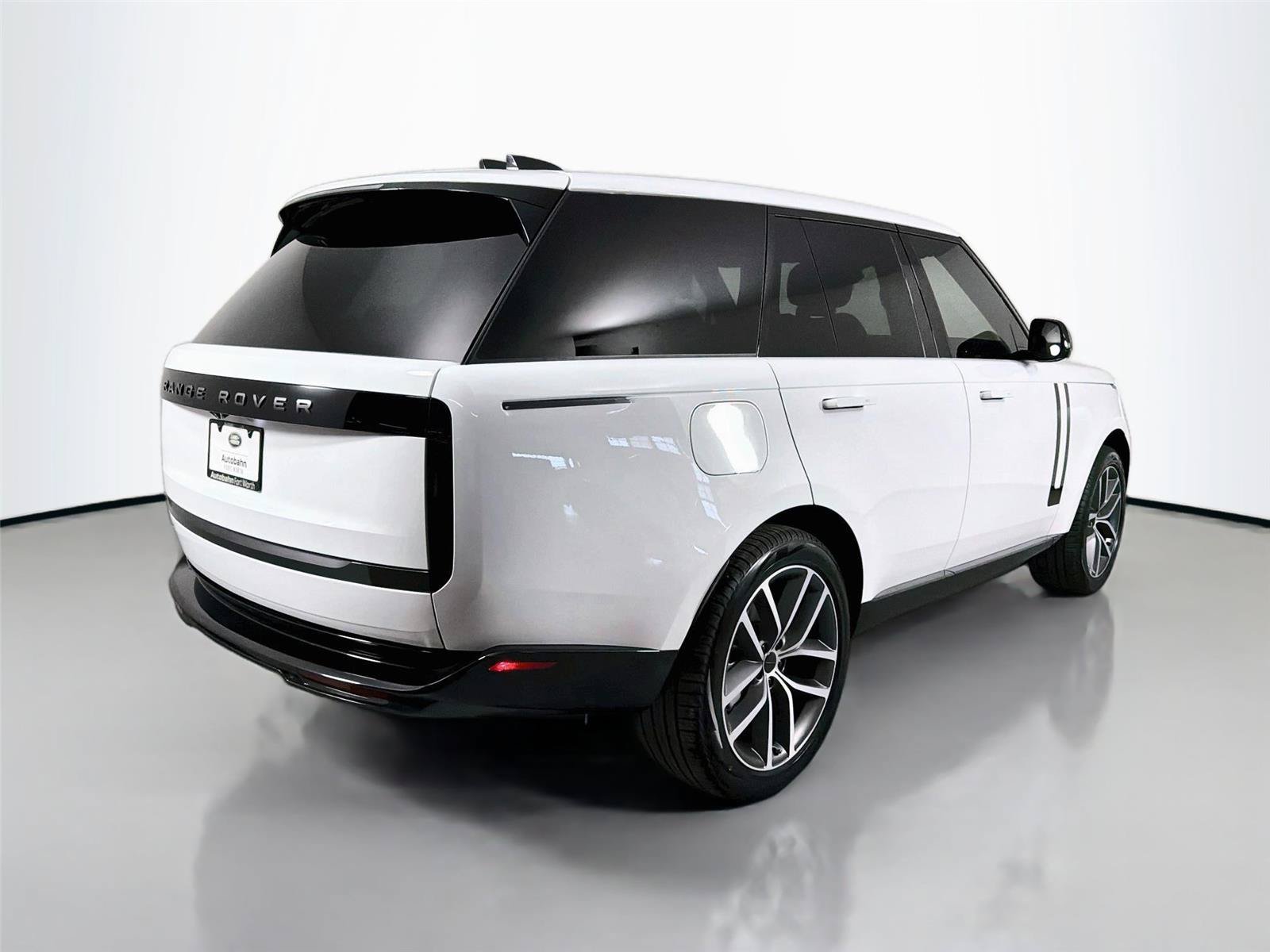 New 2026 Land Rover Range Rover SE AWD/4WD image 5