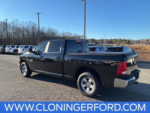 Used 2019 RAM 1500 Classic SLT image 7