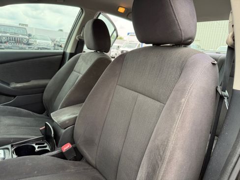Used 2011 Nissan Altima 2.5 S w/ Special Edition Pkg FWD image 24