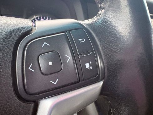 Used 2016 Toyota Sienna XLE image 32