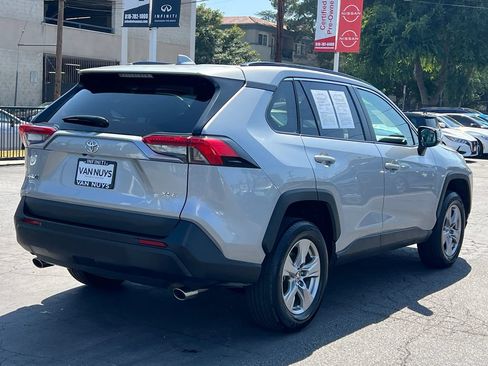 Used 2025 Toyota RAV4 XLE FWD image 7