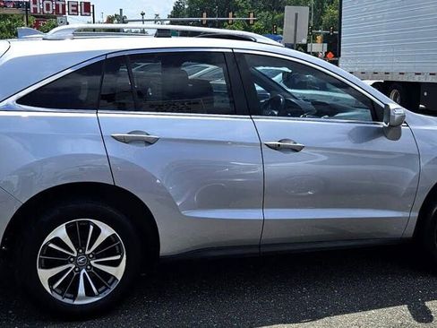 Used 2017 Acura RDX AWD w/ Advance Package image 7