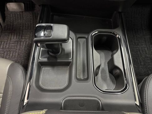 Used 2024 Chevrolet Silverado 1500 ZR2 AWD/4WD image 20