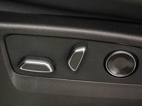 New 2026 Cadillac Escalade Luxury image 22