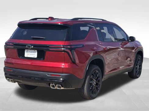 New 2026 Chevrolet Traverse LT w/ Midnight/Sport Edition FWD image 7