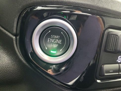 Used 2025 Chevrolet Silverado 1500 LT image 28