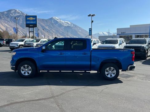 Used 2022 Chevrolet Silverado 1500 LT w/ Safety Package image 11