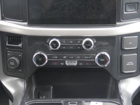 Certified 2022 Ford F150 XLT w/ Equipment Group 302A High image 19