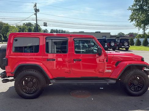 Used 2021 Jeep Wrangler Unlimited Sahara w/ Uconnect 4C Nav & Sound Group AWD/4WD image 7
