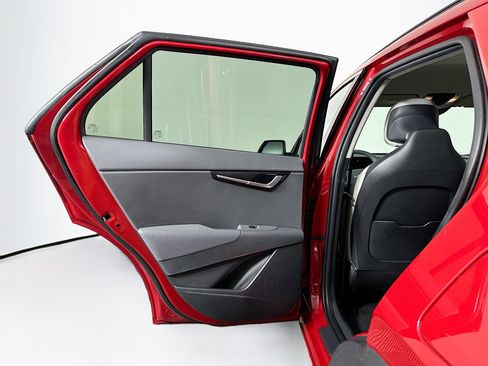 Used 2023 Kia Niro EX image 26