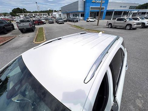Used 2022 Chevrolet Equinox Premier AWD/4WD image 13