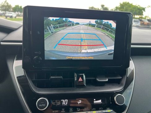 Used 2025 Toyota Corolla LE FWD image 28
