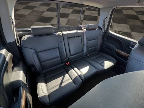 Used 2016 Chevrolet Silverado 2500 LTZ w/ LTZ Plus Package image 18