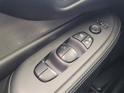 Used 2015 Nissan Murano Platinum w/ Platinum Technology Package image 27