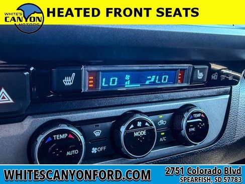 Used 2016 Toyota Tacoma TRD Off-Road AWD/4WD image 17
