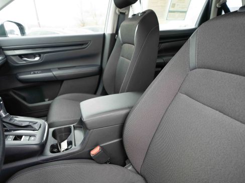 Used 2024 Honda CR-V LX image 10