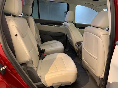 Used 2021 Cadillac XT6 Premium Luxury image 60