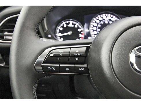 Certified 2025 MAZDA CX-30 AWD 2.5 S w/ Preferred Package image 14