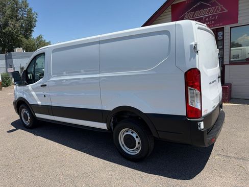 Used 2022 Ford Transit 250 Low Roof RWD image 6