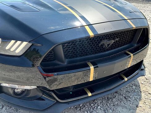 Used 2017 Ford Mustang GT Premium w/ Equipment Group 401A image 25