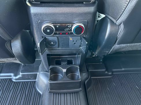 Used 2024 Ford Explorer Limited w/ Limited Technology Package AWD/4WD image 37