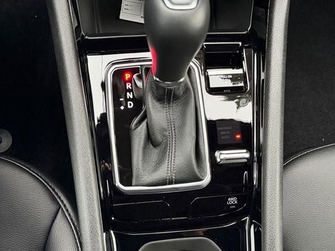 New 2026 Jeep Compass Latitude image 19