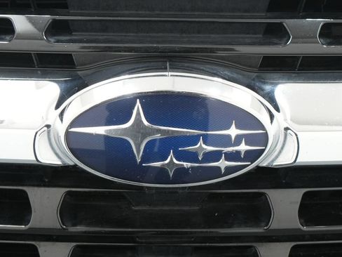 Used 2023 Subaru Ascent Premium AWD/4WD image 12