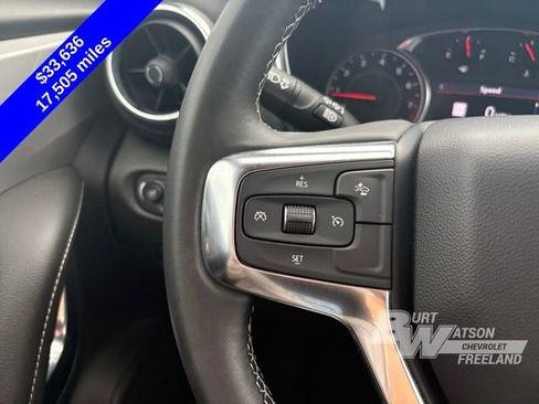 Used 2024 Chevrolet Blazer LT w/ Sound & Technology Package AWD/4WD image 17