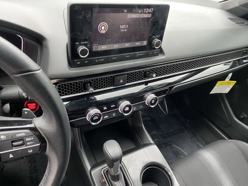 Used 2024 Honda Civic Sport image 17