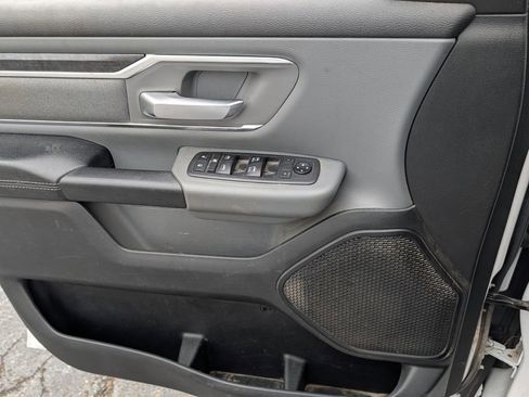 Used 2019 RAM 1500 Big Horn image 14