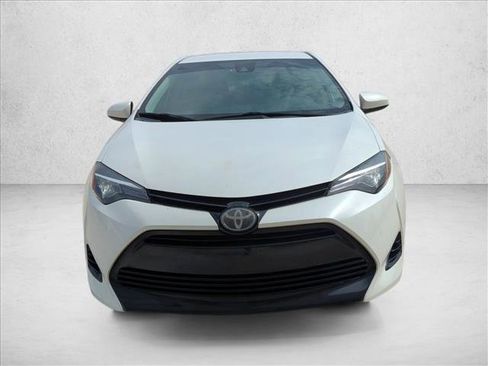 Certified 2018 Toyota Corolla LE FWD image 2