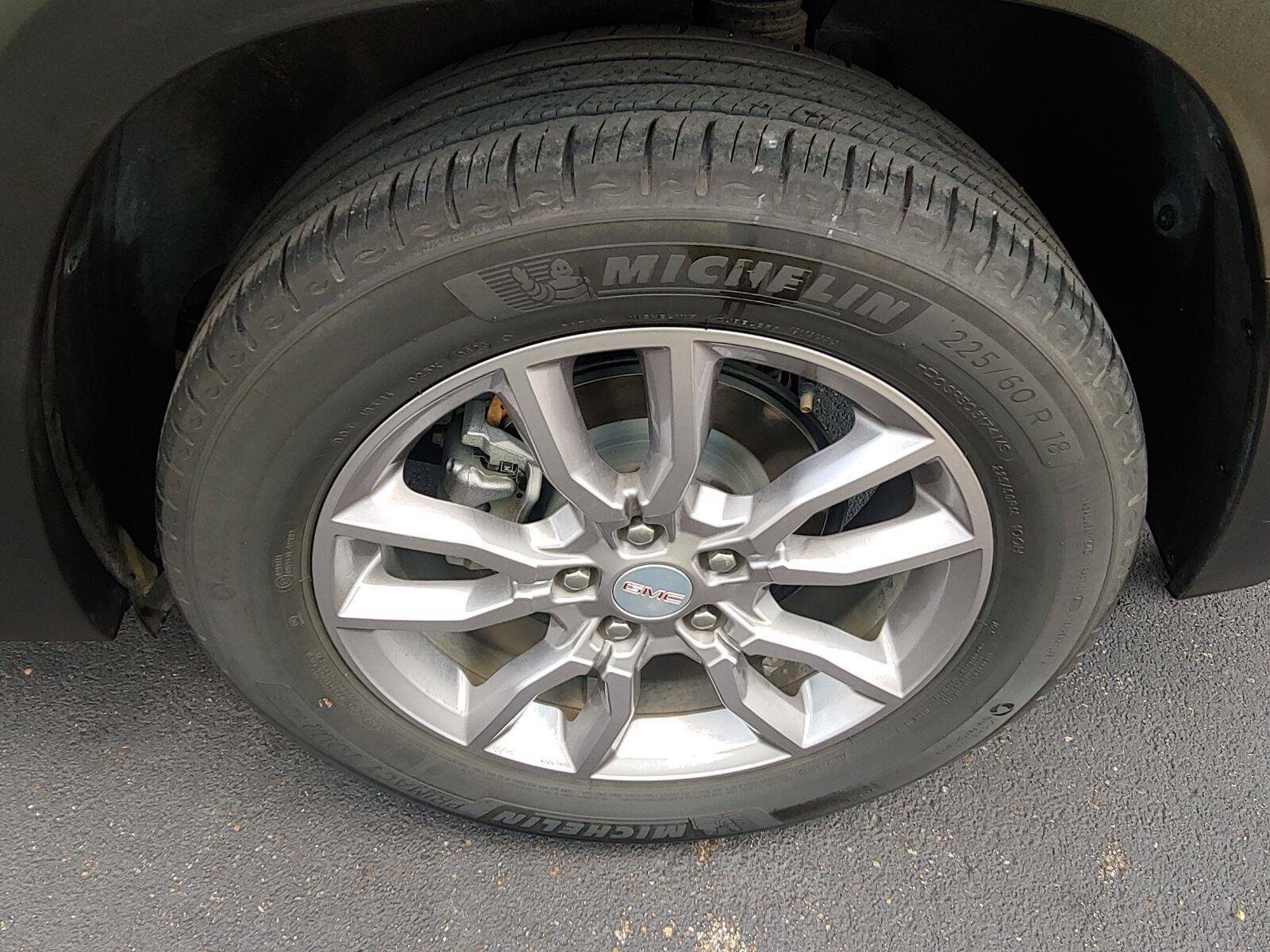 Used 2023 GMC Terrain SLT FWD image 35