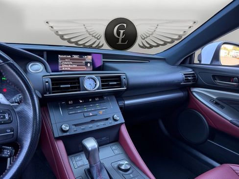 Used 2016 Lexus RC 200t RWD image 11