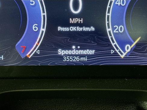 Used 2023 Jeep Grand Cherokee Laredo AWD/4WD image 19