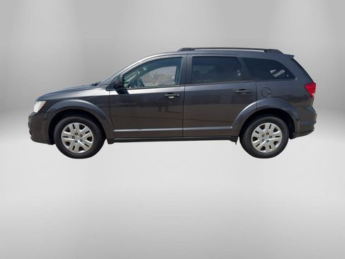 Used 2019 Dodge Journey SE w/ Premium Group FWD image 2