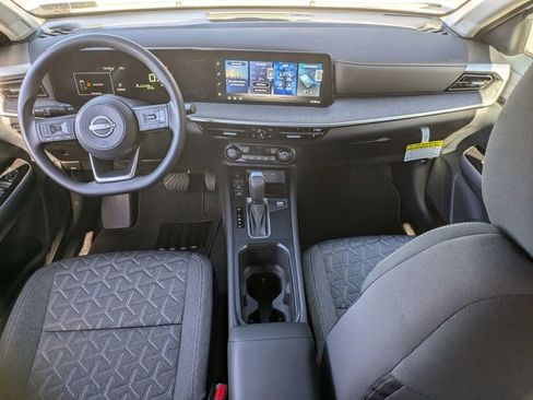 New 2026 Nissan Kicks SV w/ SV Premium Package image 19